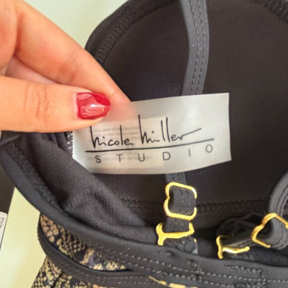 Nicole Miller Studio Swim Suit & Size Small & New With Tags! - Picture 8 of 8